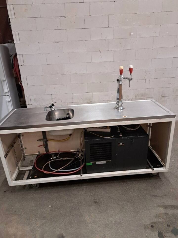 Mobiele Biertap met Spoelbak huren - Foto: 2