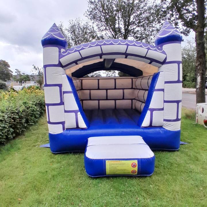 Springkussen Kasteel huren 